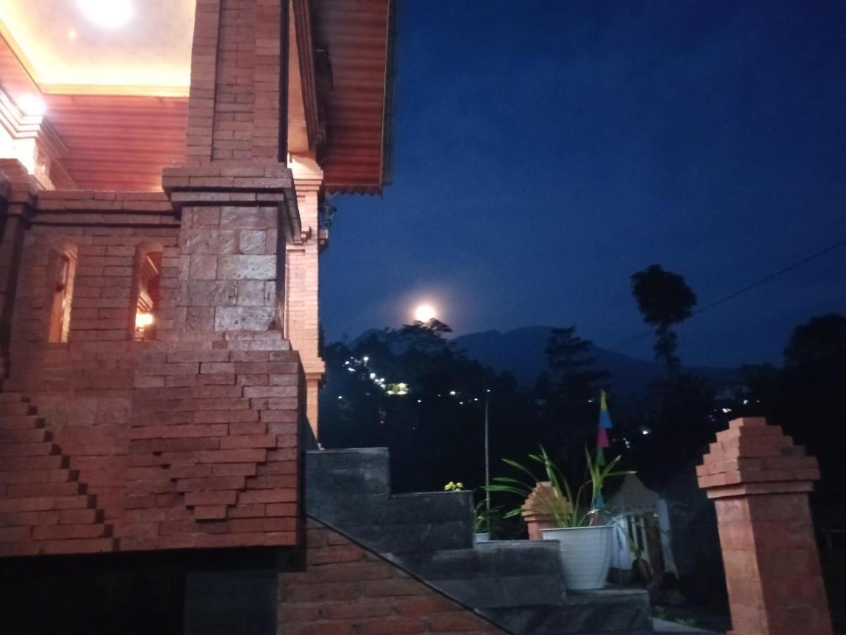 Villa Pringgitan Tawangmangu Εξωτερικό φωτογραφία