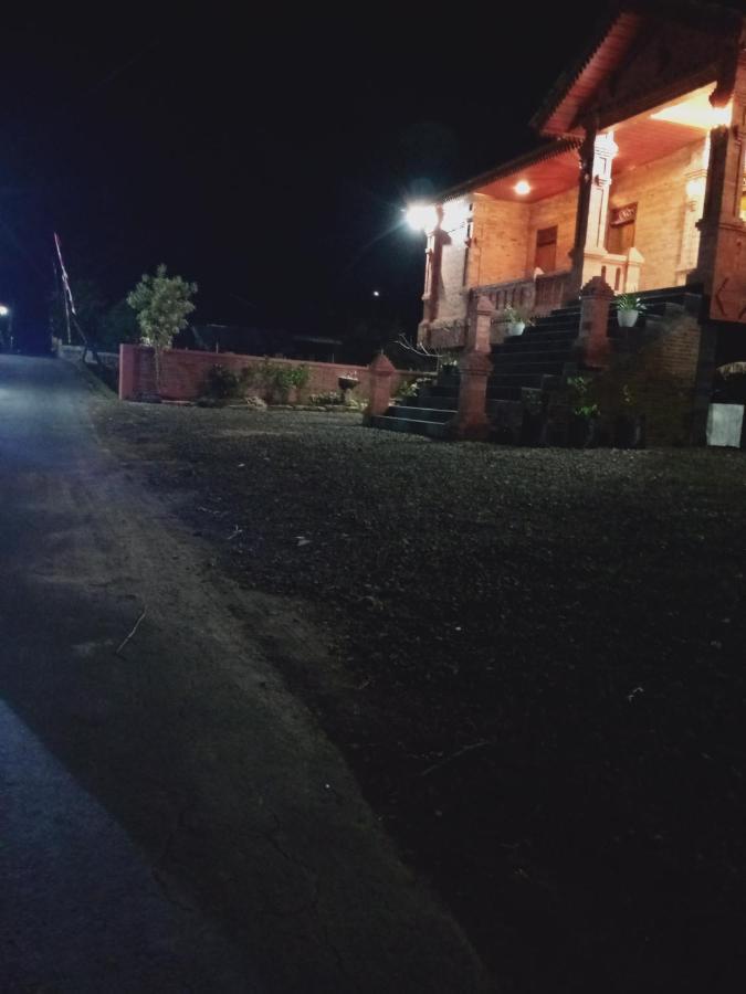 Villa Pringgitan Tawangmangu Εξωτερικό φωτογραφία